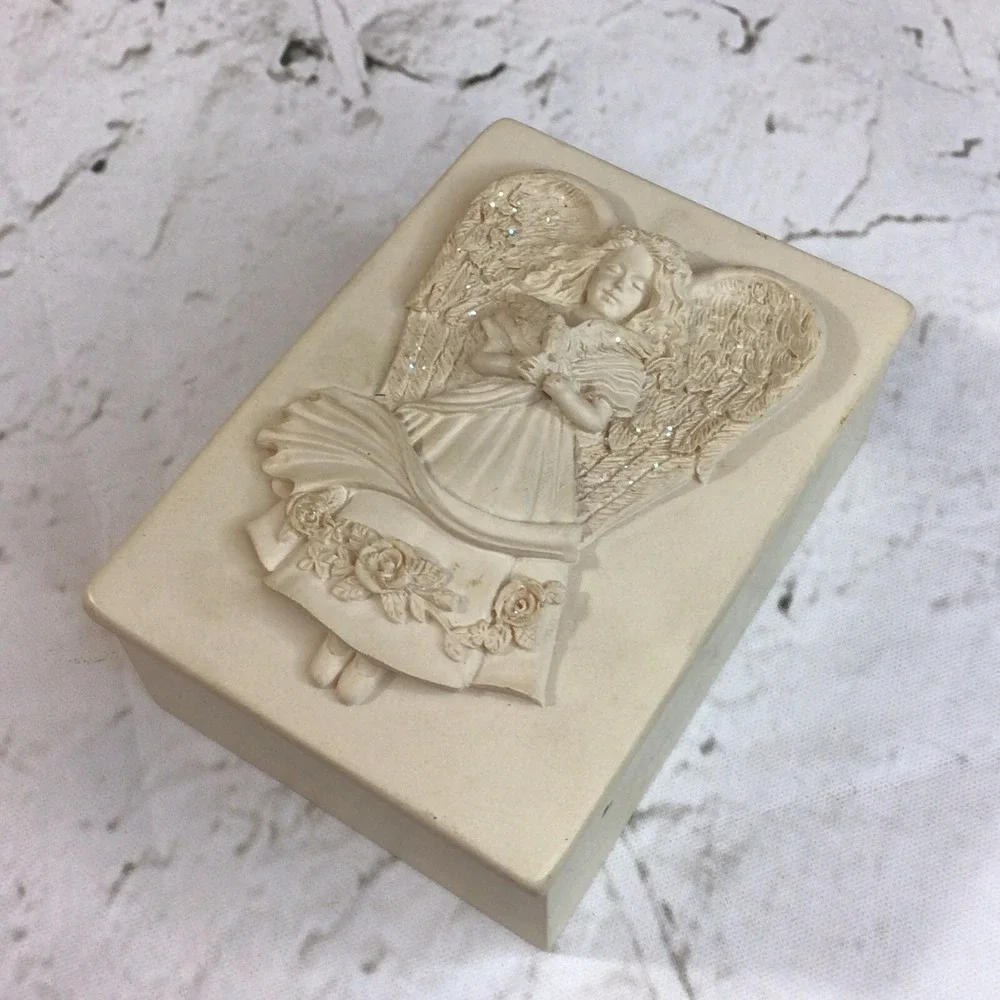 Angelstar Ceramic Trinket Keepsake Jewelry Box Vintage 2000 Beige Classic Simple